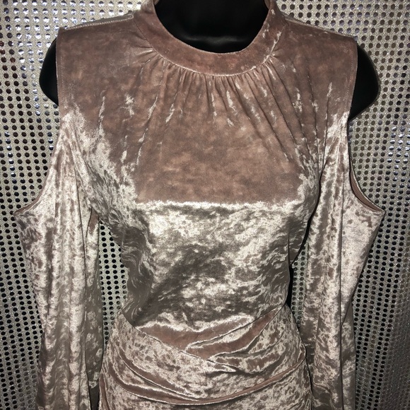 (NWT) #Express Crushed Velvet Cold Shoulder Dress - Picture 3 of 8